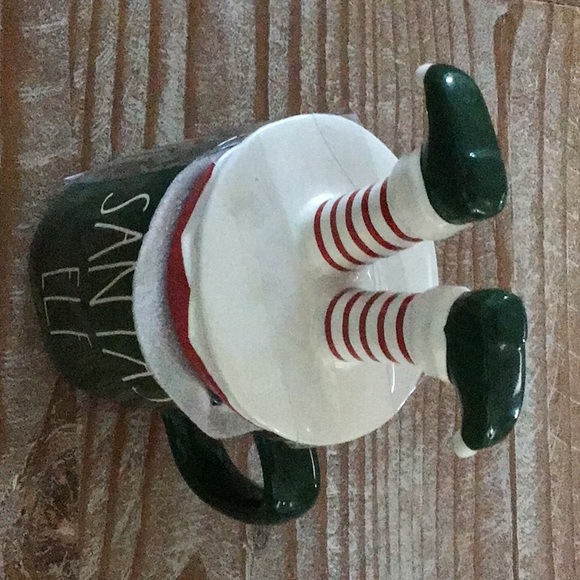 Rae Dunn New Santa’s Elf Topped Christmas Mug - Picture 2 of 2
